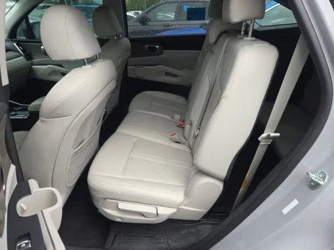 More photos of 2023 Kia Sorento X-Line S at Clement Supercenter, MO
