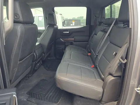 More photos of 2021 Chevrolet Silverado 1500 LT at Clement Supercenter, MO