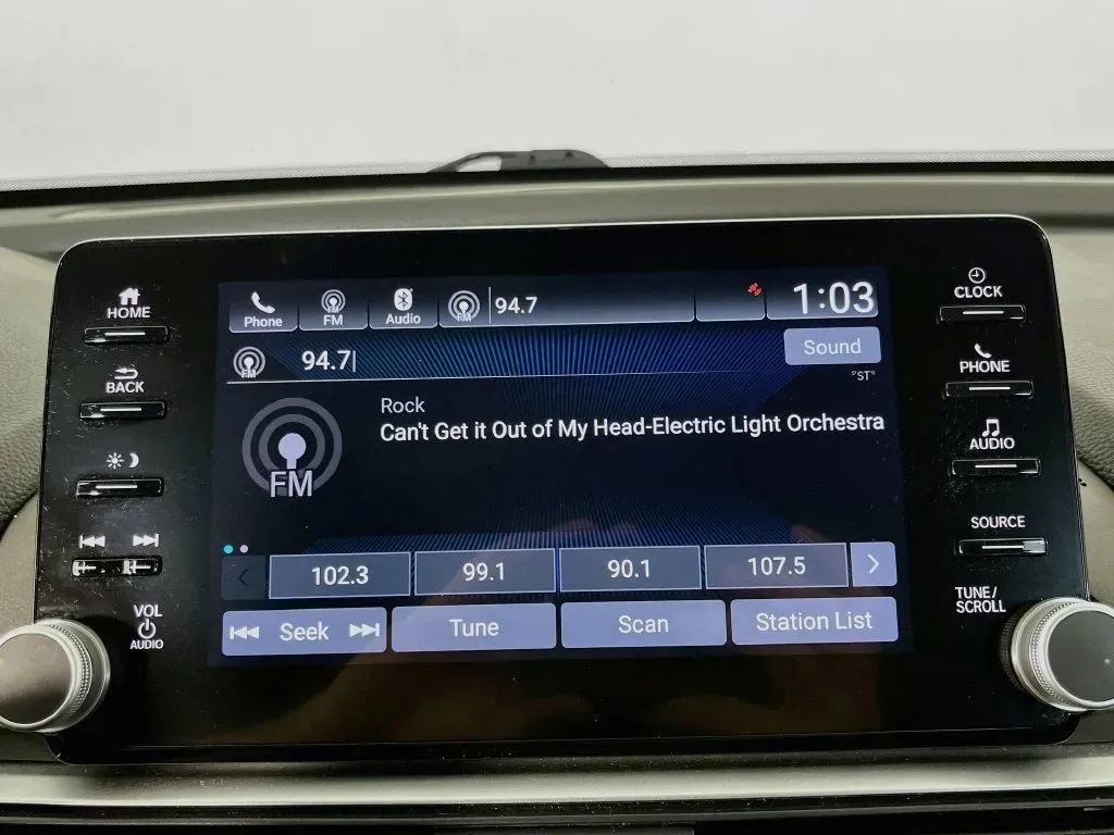 Honda Accord photo 17