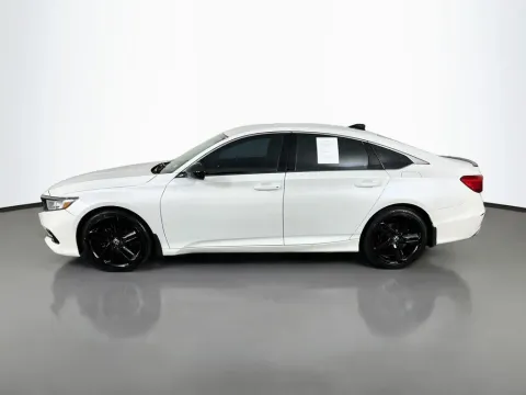 More photos of 2022 Honda Accord Sport at Clement Supercenter, MO