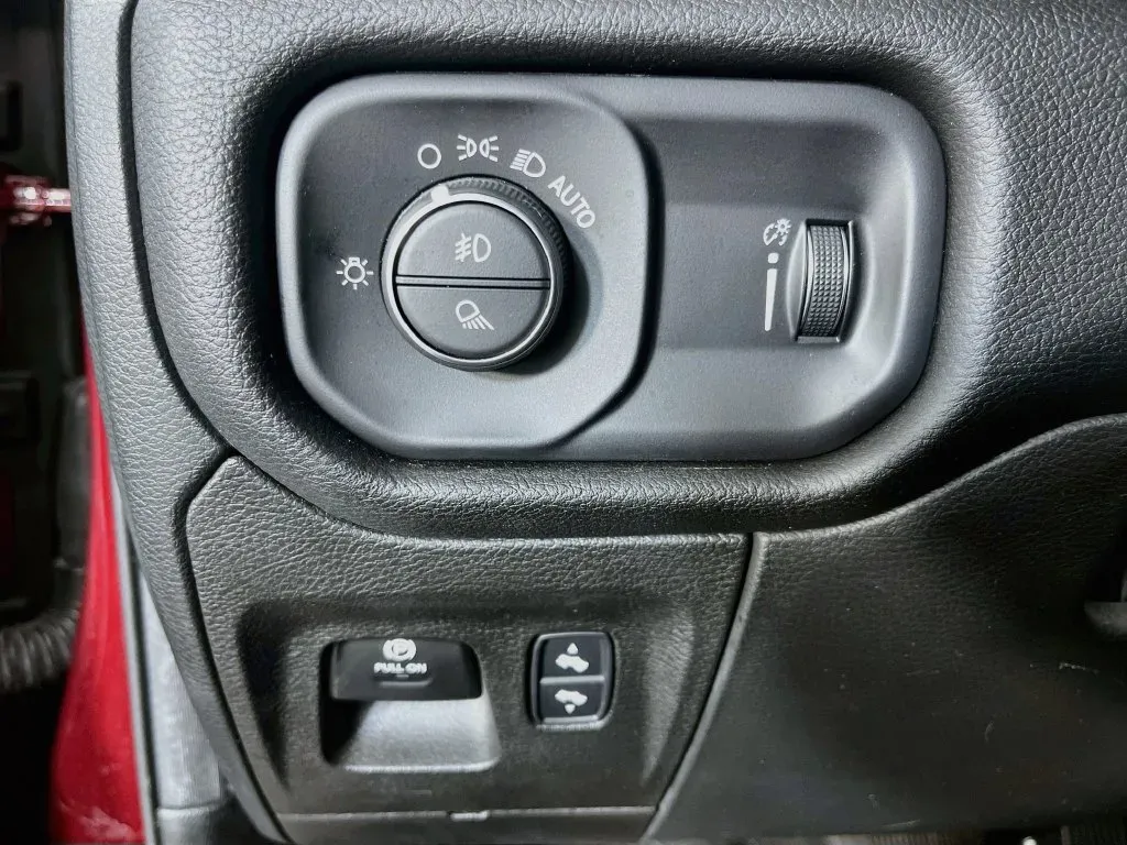 Ram 1500 photo 11