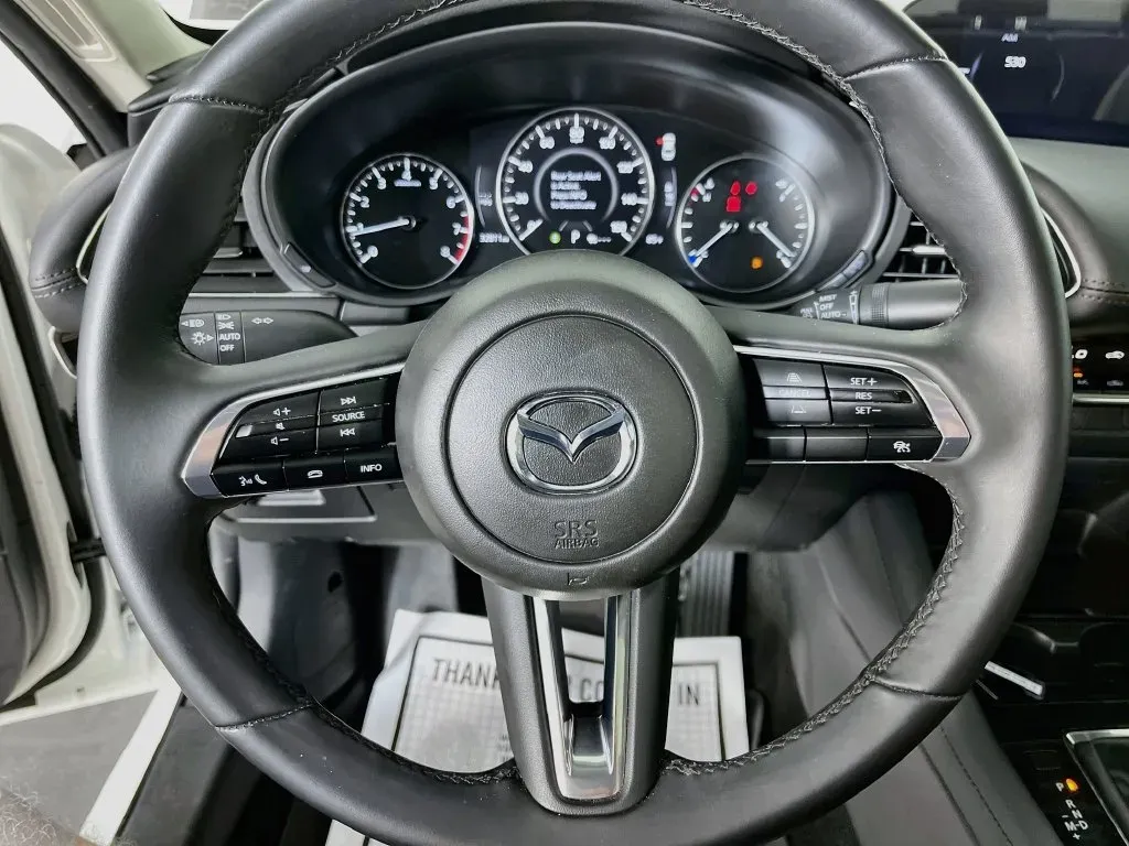 Mazda Mazda3 photo 13