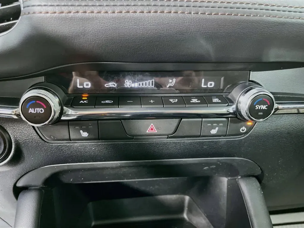 Mazda Mazda3 photo 20