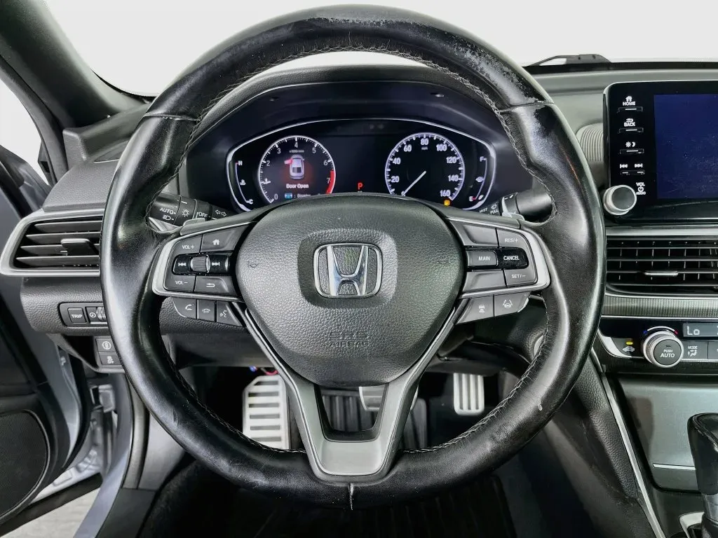 Honda Accord photo 11