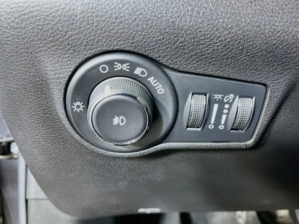 Jeep Compass photo 11