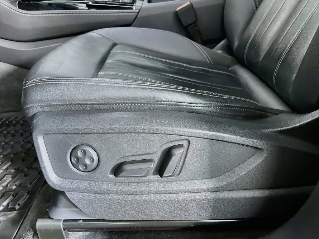 Audi Q5 photo 28