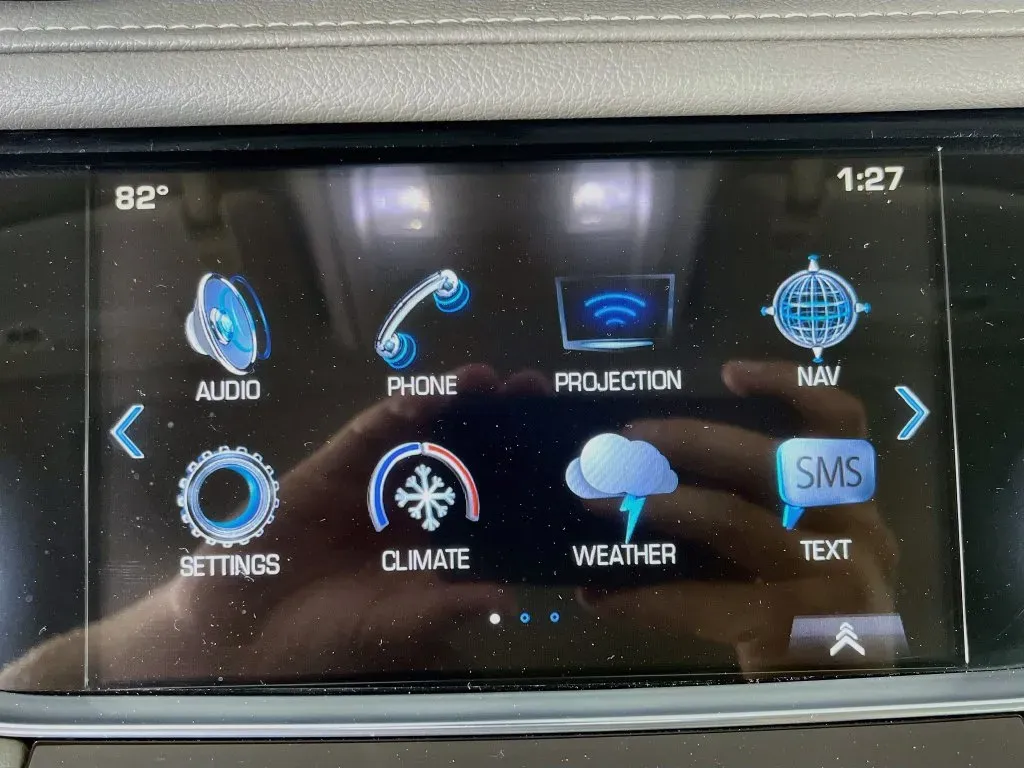 Cadillac XT5 photo 16