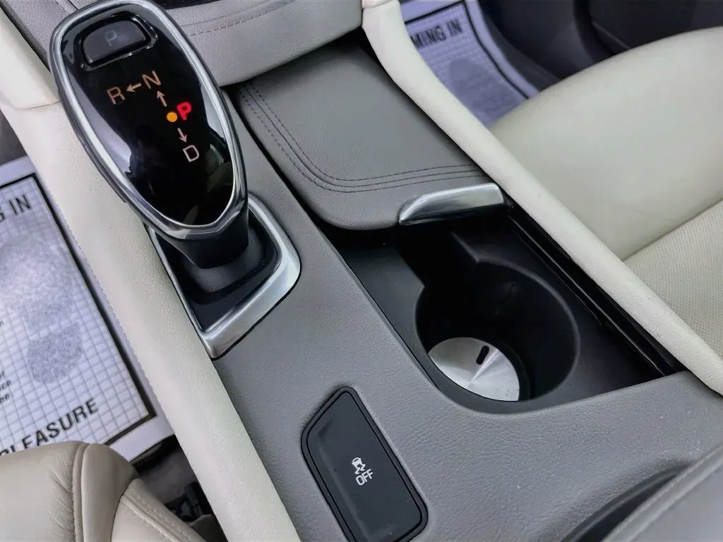Cadillac XT5 photo 20
