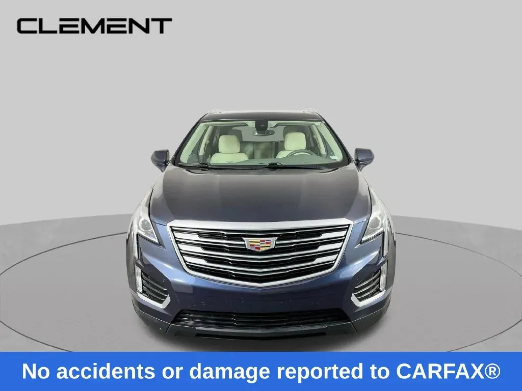 Cadillac XT5 photo 2