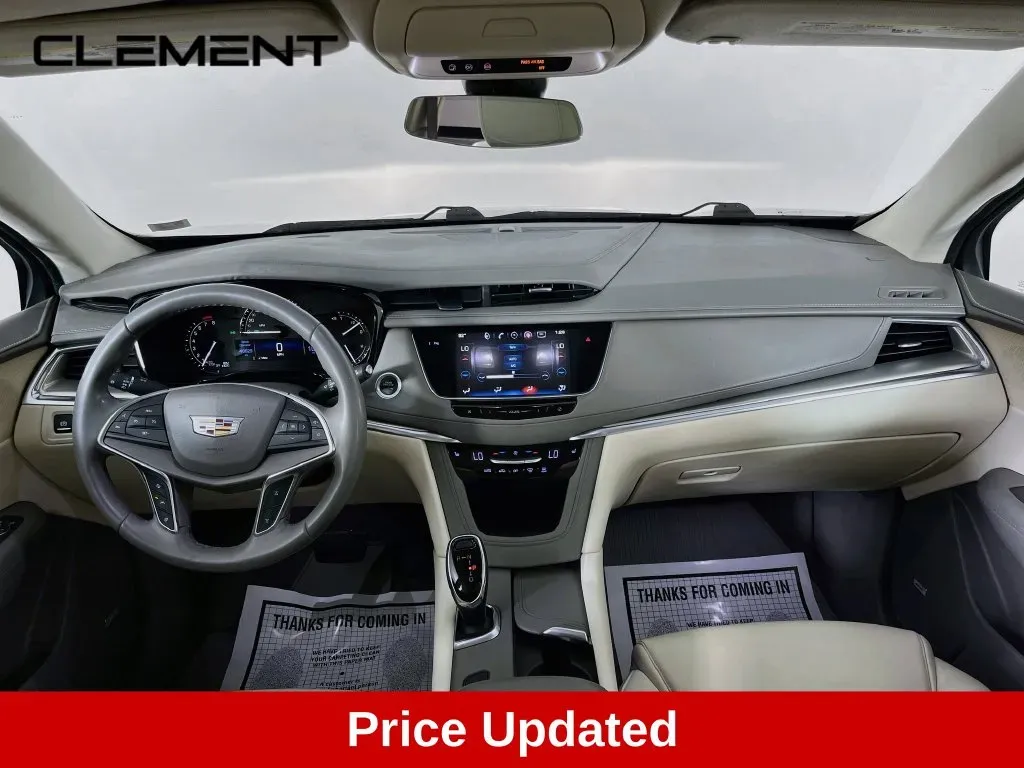 Cadillac XT5 photo 9
