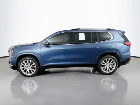 More photos of 2025 GMC Acadia Denali at Clement Supercenter, MO