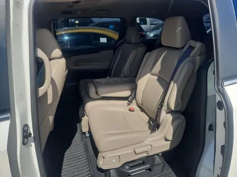 Another view of 2019 Honda Odyssey Touring for sale in St. Charles, MO at Clement Supercenter