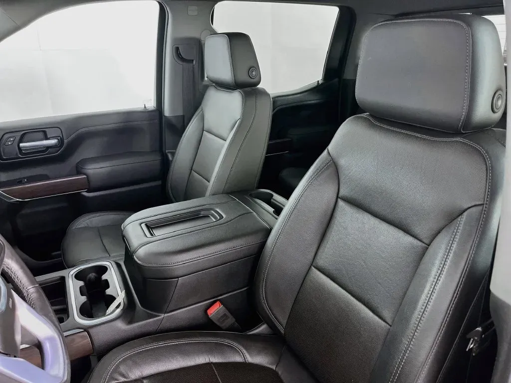 GMC Sierra photo 27