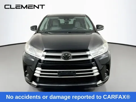 Another view of 2019 Toyota Highlander LE for sale in St. Charles, MO at Clement Supercenter