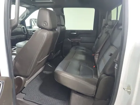 More photos of 2022 GMC Sierra 3500 HD Denali at Clement Supercenter, MO