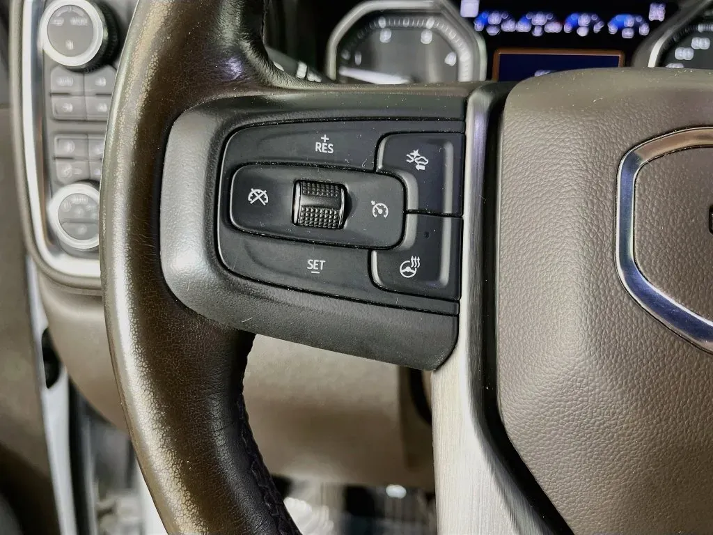 GMC Sierra photo 14