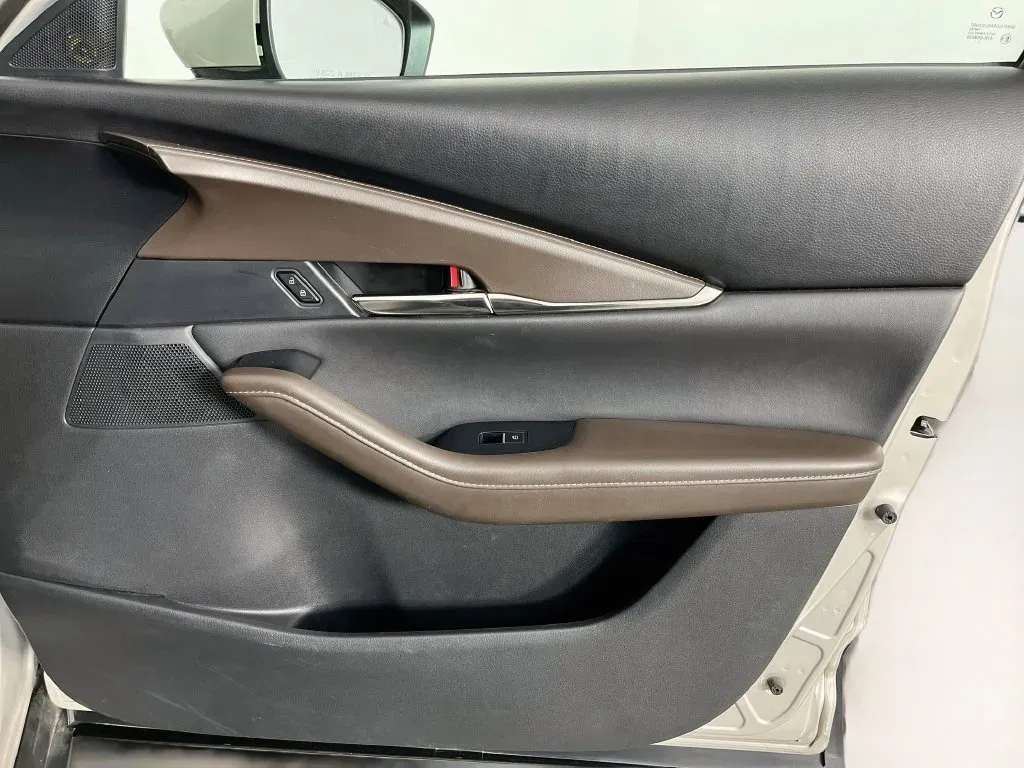 Mazda CX-30 photo 32