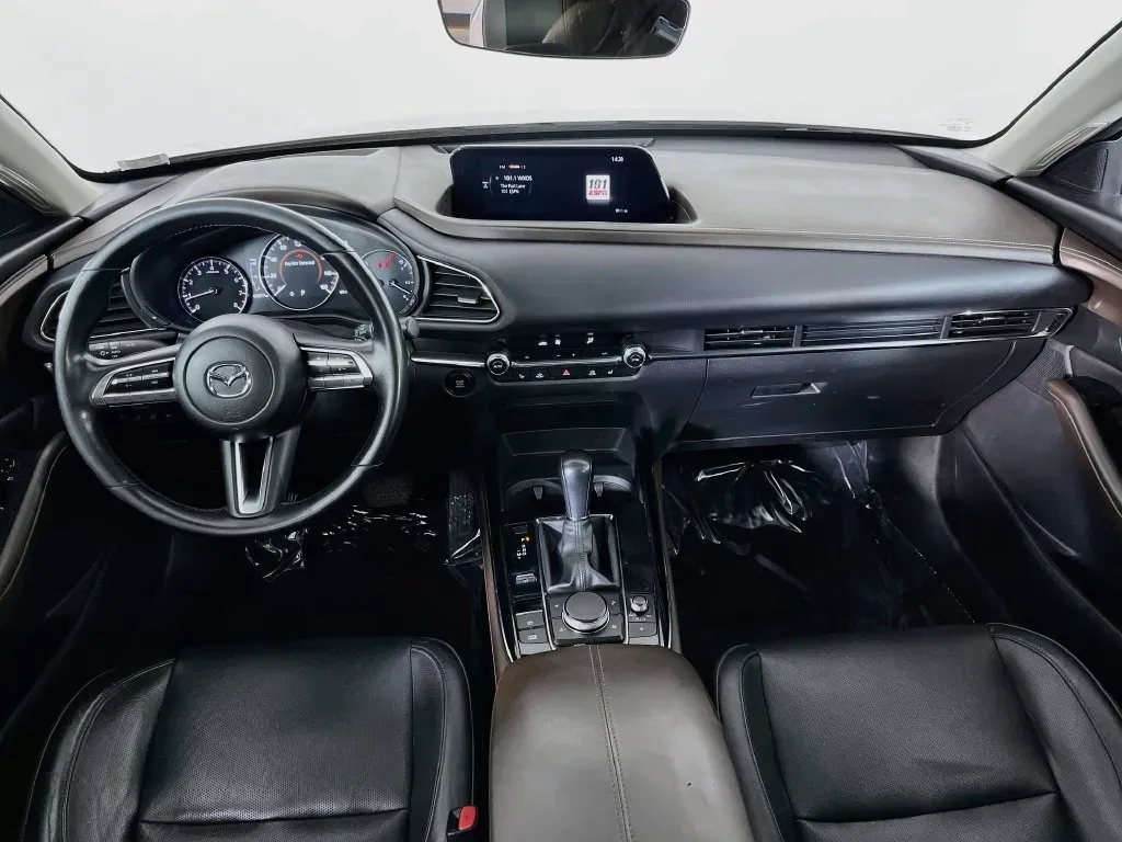 Mazda CX-30 photo 10