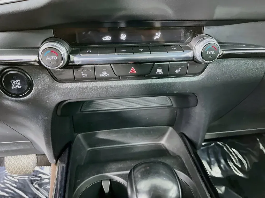 Mazda CX-30 photo 19