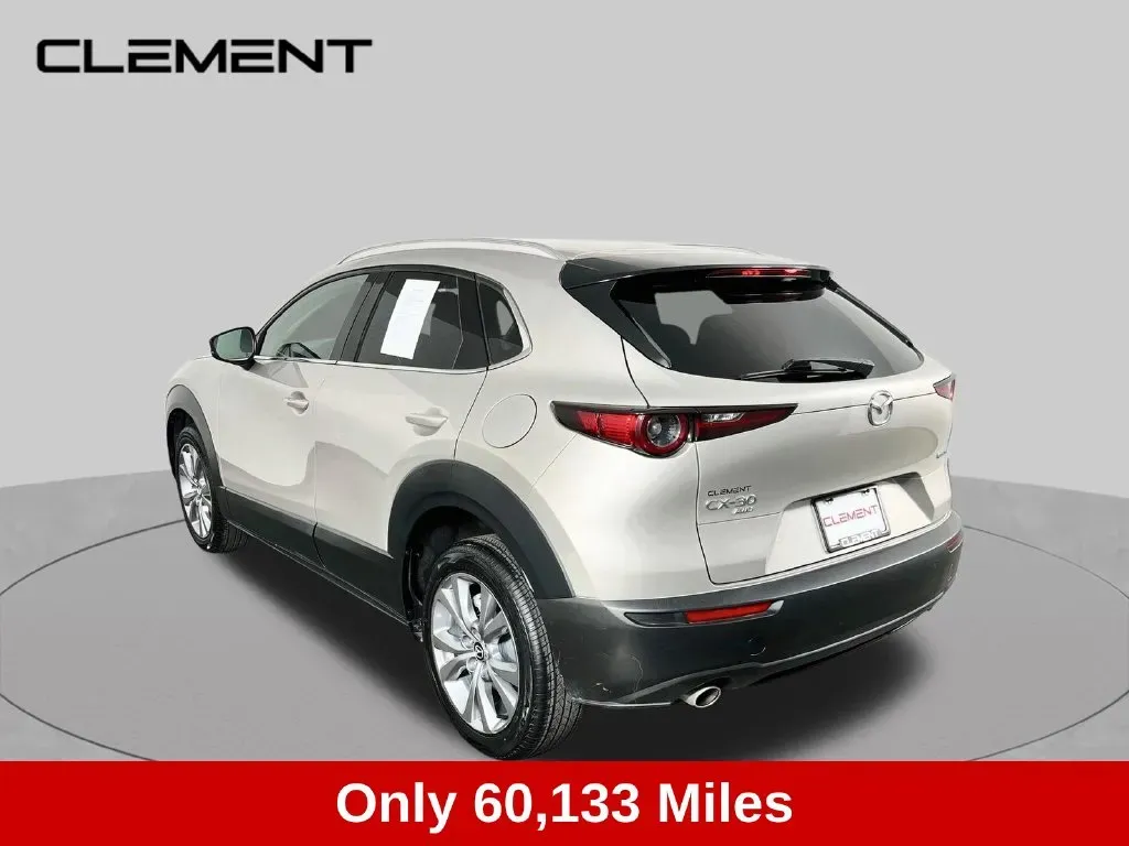 Mazda CX-30 photo 8
