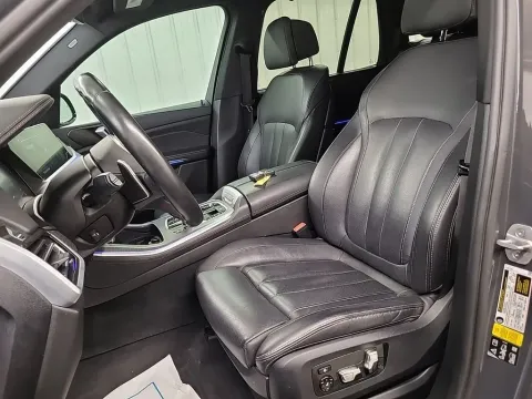 Another view of 2022 BMW X5 xDrive40i for sale in St. Charles, MO at Clement Supercenter