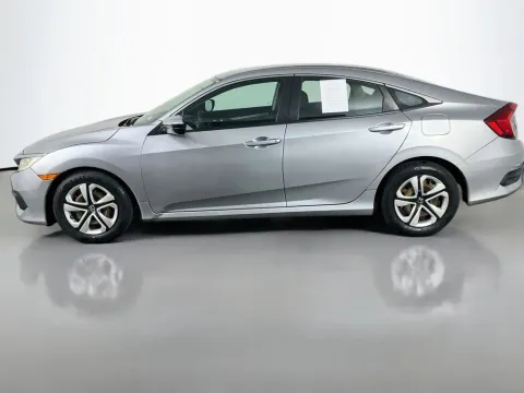 More photos of 2018 Honda Civic LX at Clement Supercenter, MO
