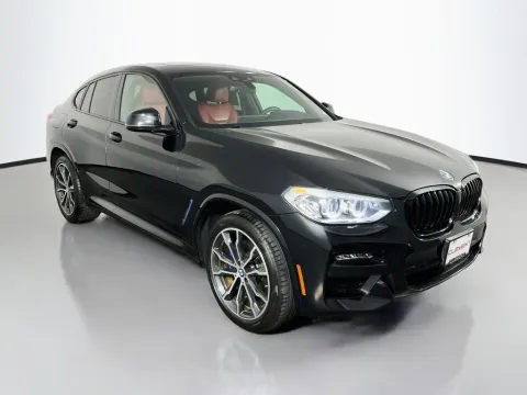Another view of 2020 BMW X4 xDrive30i for sale in St. Charles, MO at Clement Supercenter