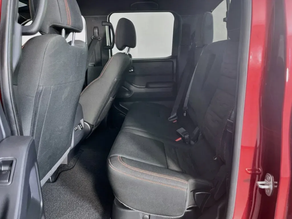 Nissan Frontier photo 32