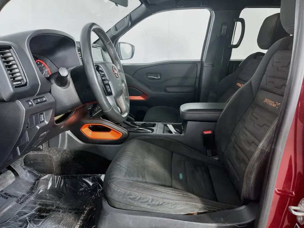 Nissan Frontier photo 29