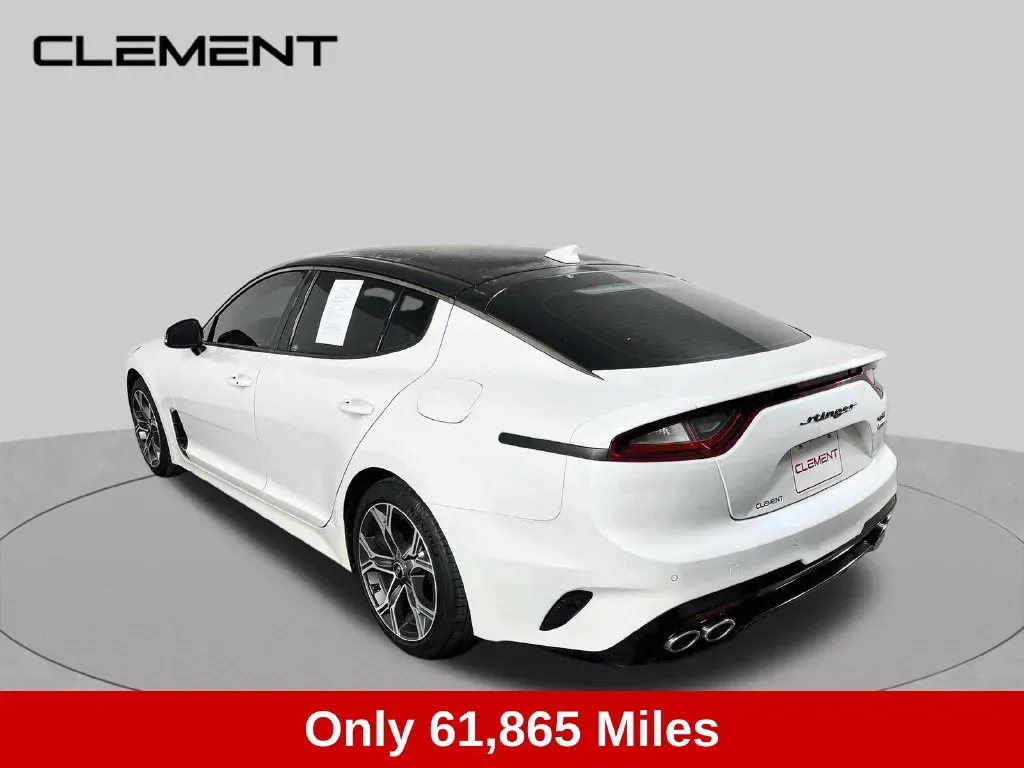 Kia Stinger photo 8