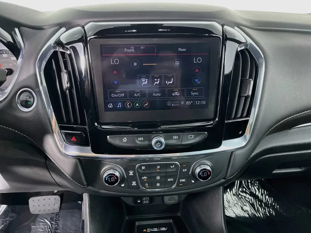 Chevrolet Traverse photo 21