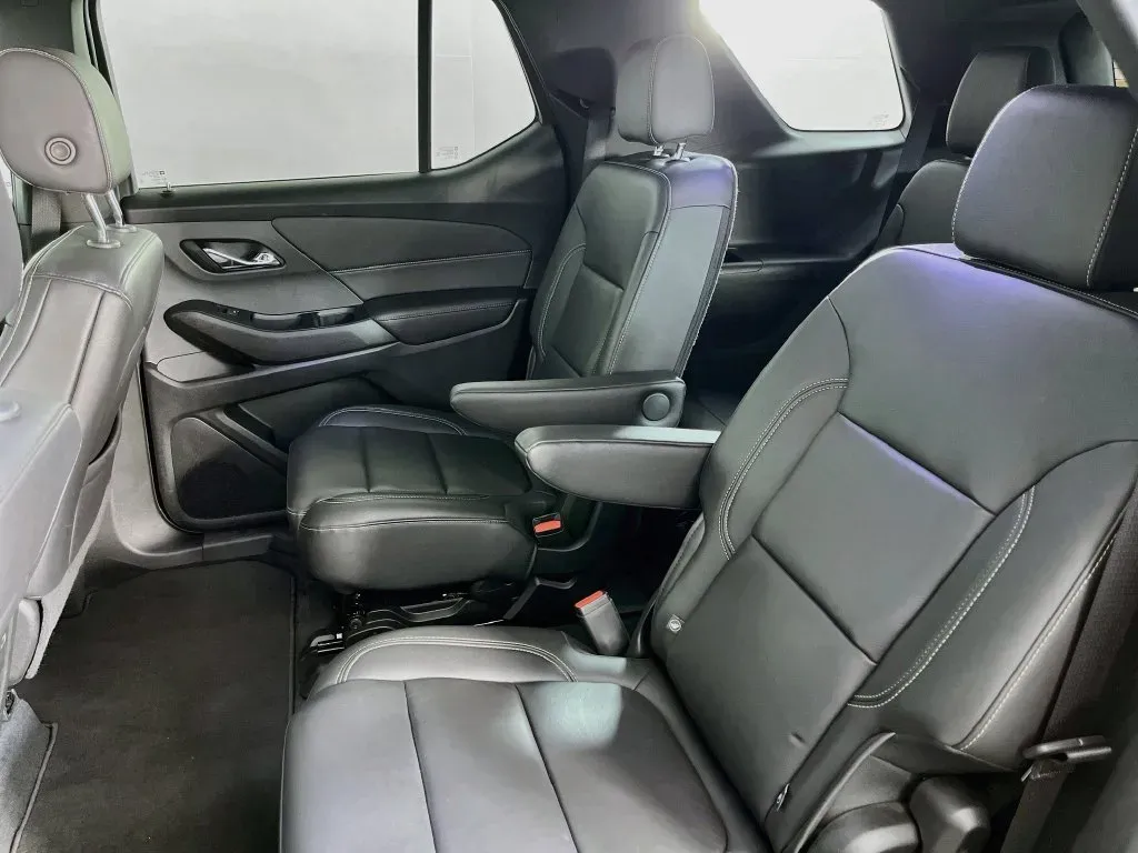 Chevrolet Traverse photo 32