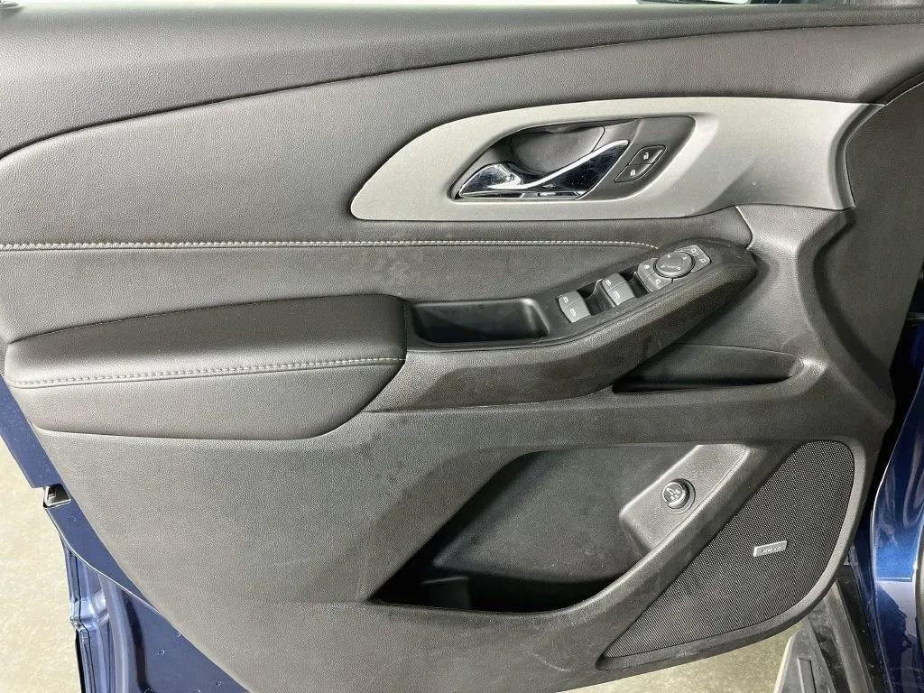 Chevrolet Traverse photo 27