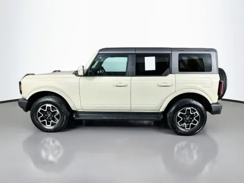 More photos of 2025 Ford Bronco Outer Banks at Clement Supercenter, MO