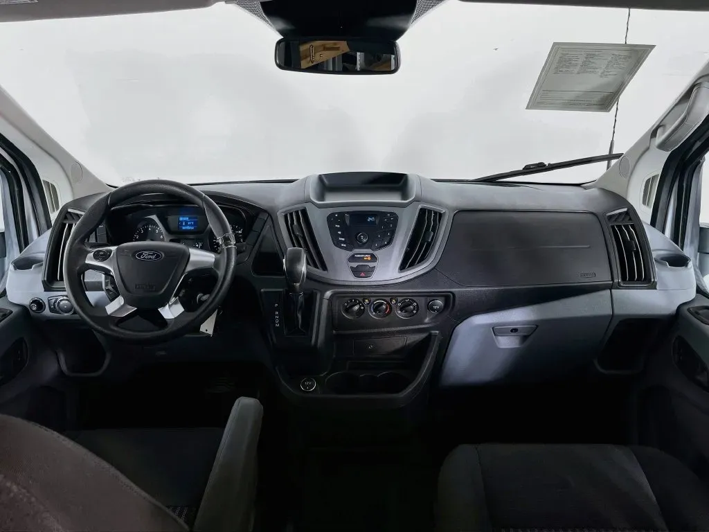 Ford Transit-250 photo 11