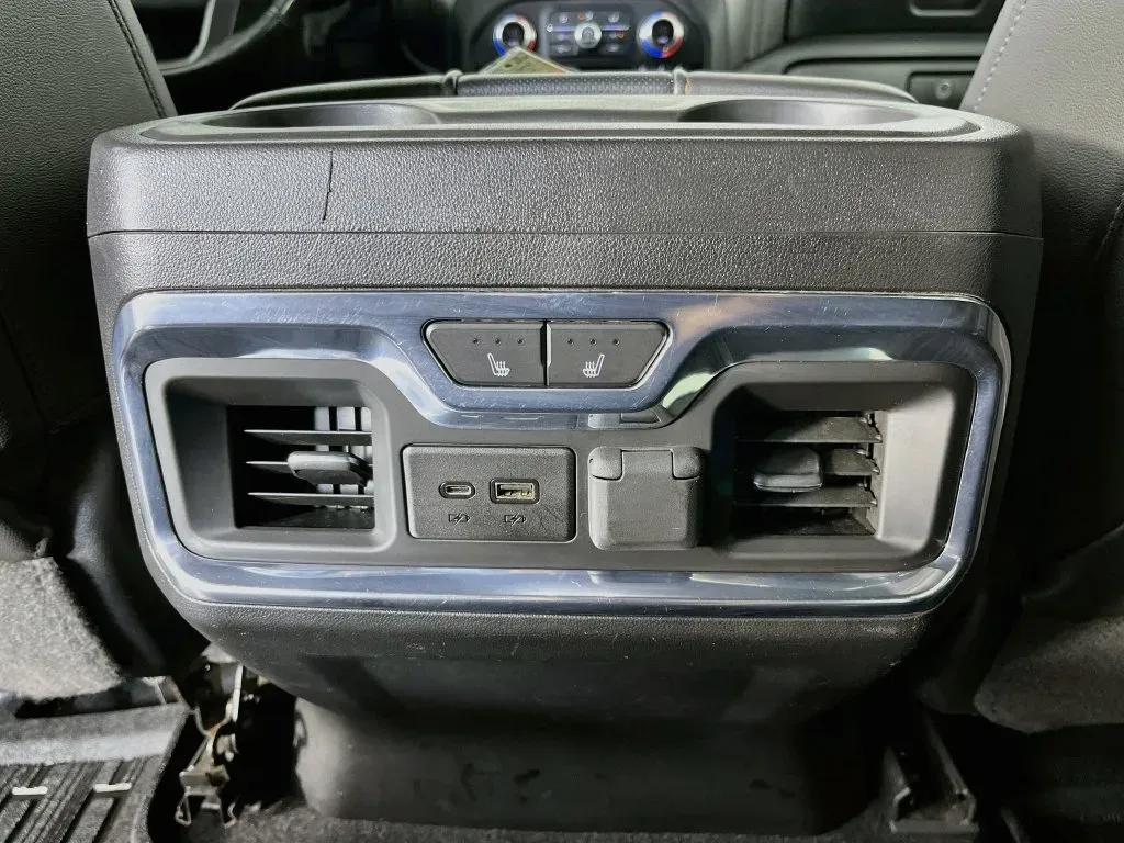 GMC Sierra photo 33