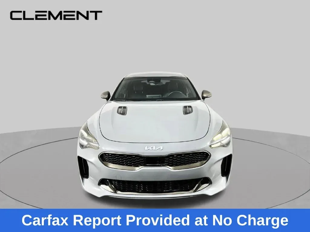 Kia Stinger photo 2