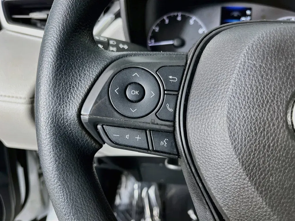 Toyota Corolla Cross photo 14