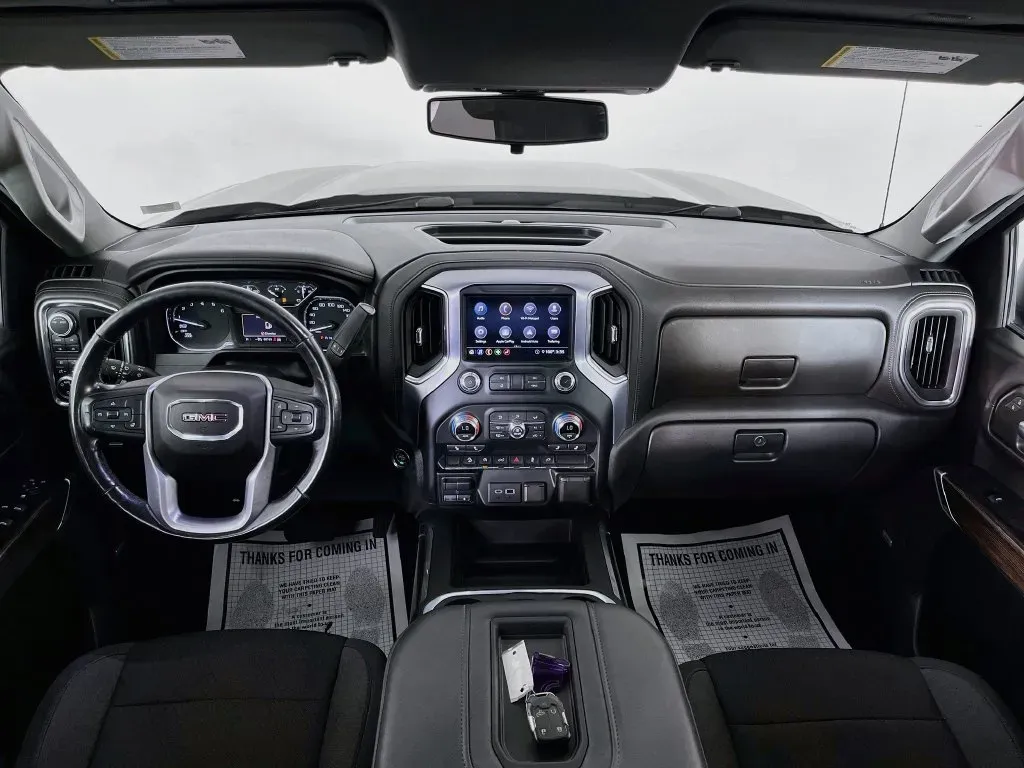 GMC Sierra photo 10