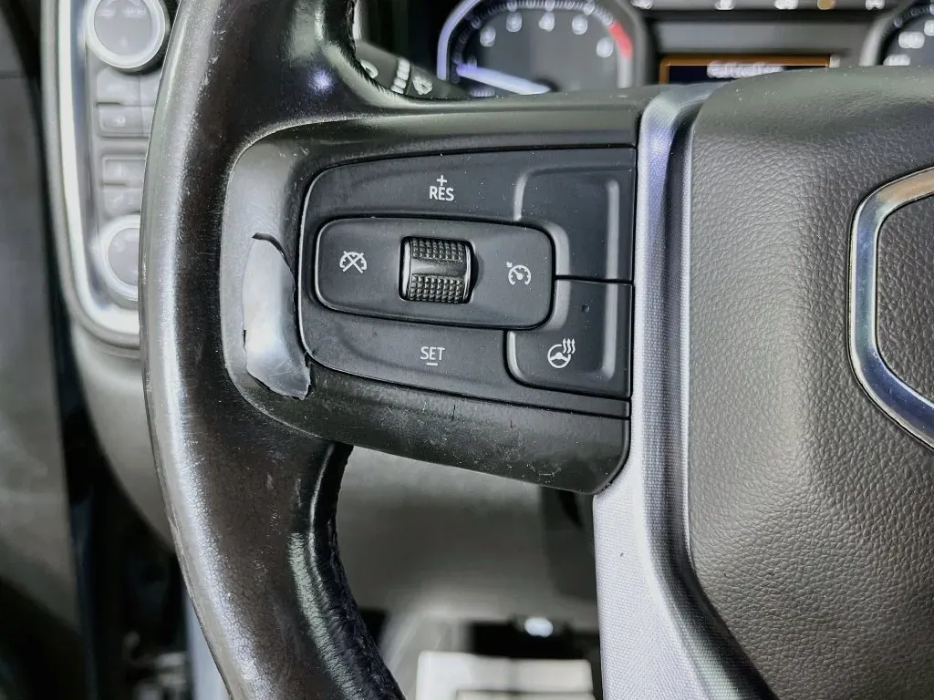 GMC Sierra photo 14