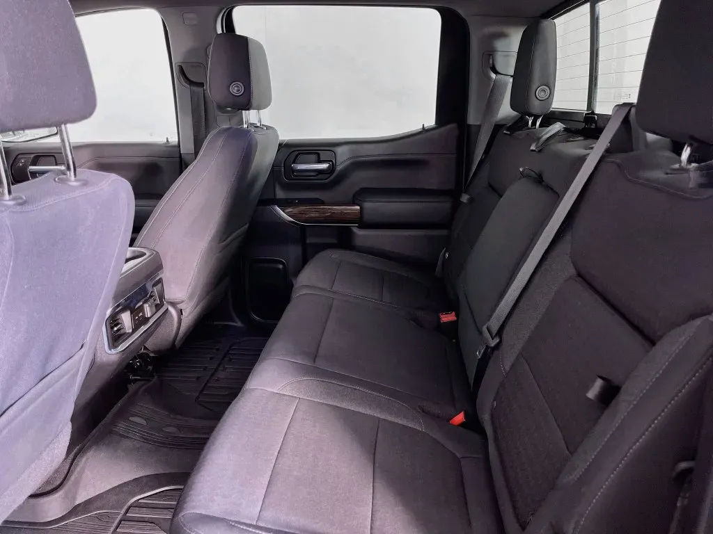 GMC Sierra photo 31