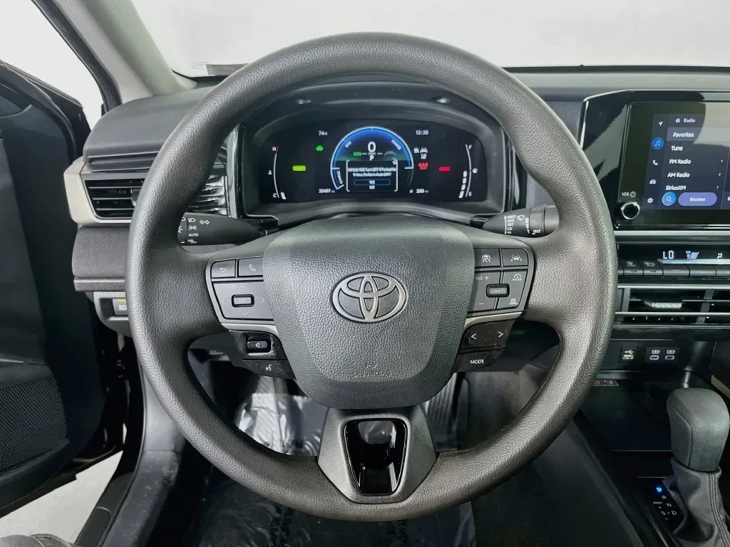 Toyota Camry photo 13
