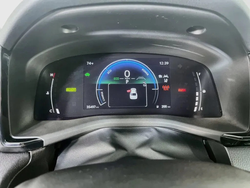 Toyota Camry photo 16