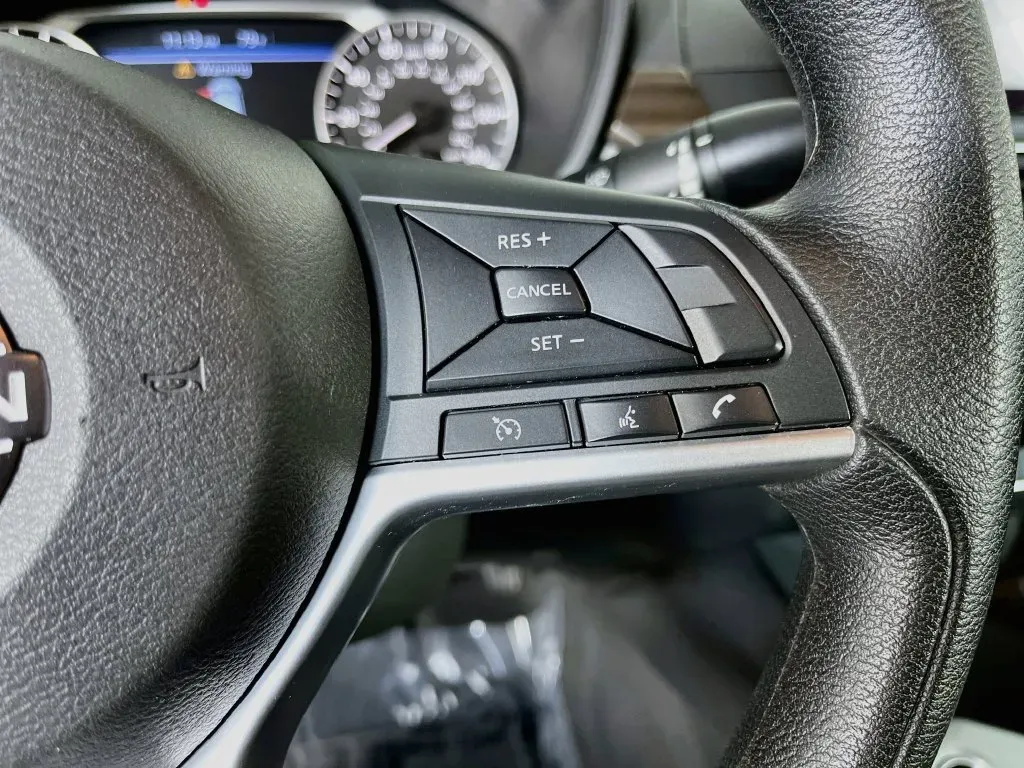 Nissan Altima photo 15
