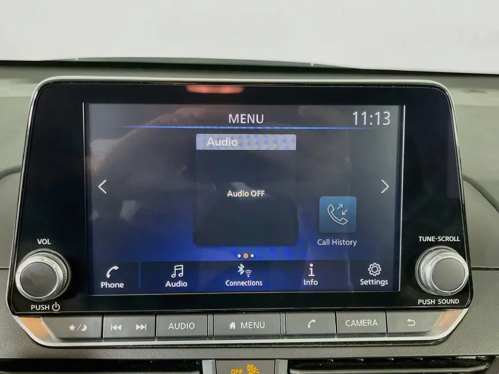 Nissan Altima photo 17