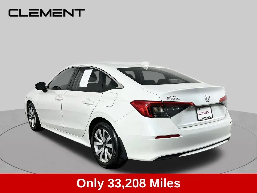 Honda Civic photo 8