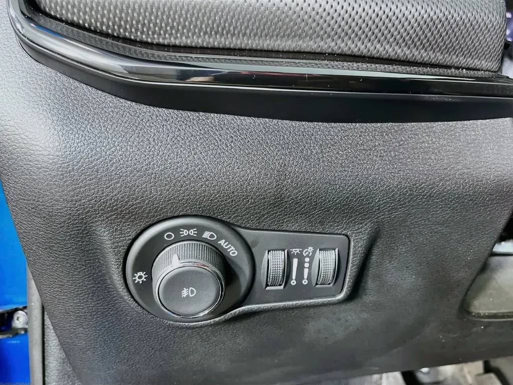 Jeep Compass photo 11