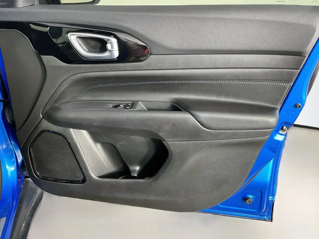 Jeep Compass photo 34