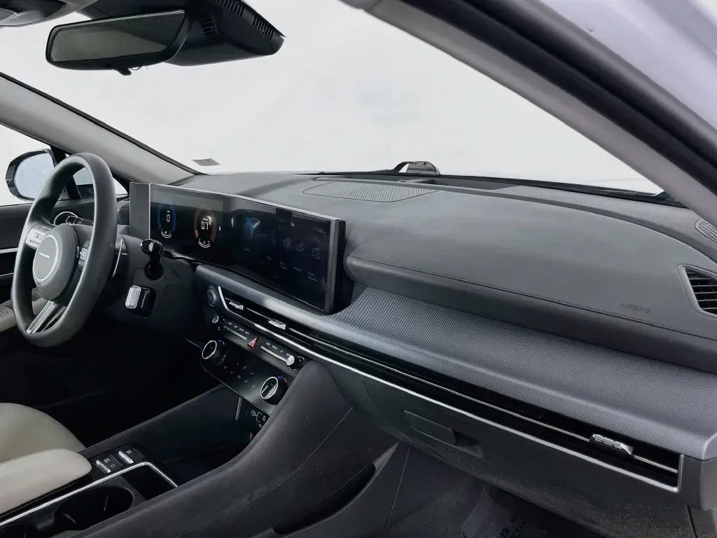 Hyundai Sonata photo 28