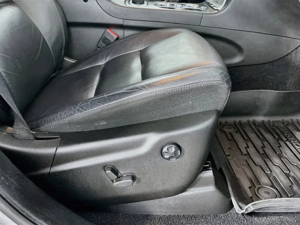 Jeep Grand Cherokee photo 33